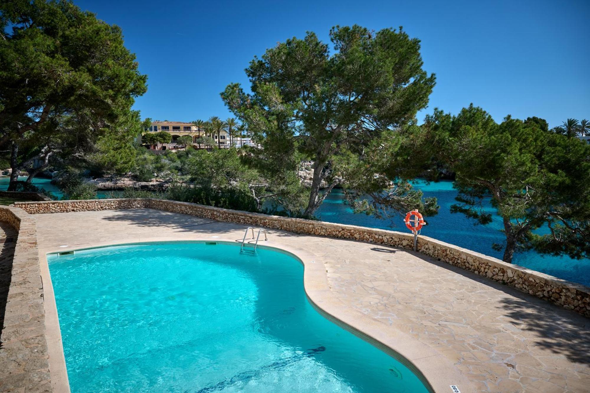 Sea Frontline Apartment 'Ernesto'. Pool. Wifi Santanyí Dış mekan fotoğraf